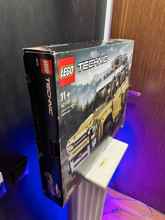 LEGO Technic Land Rover Defender 42110 - complet - cu cutie si instructiuni