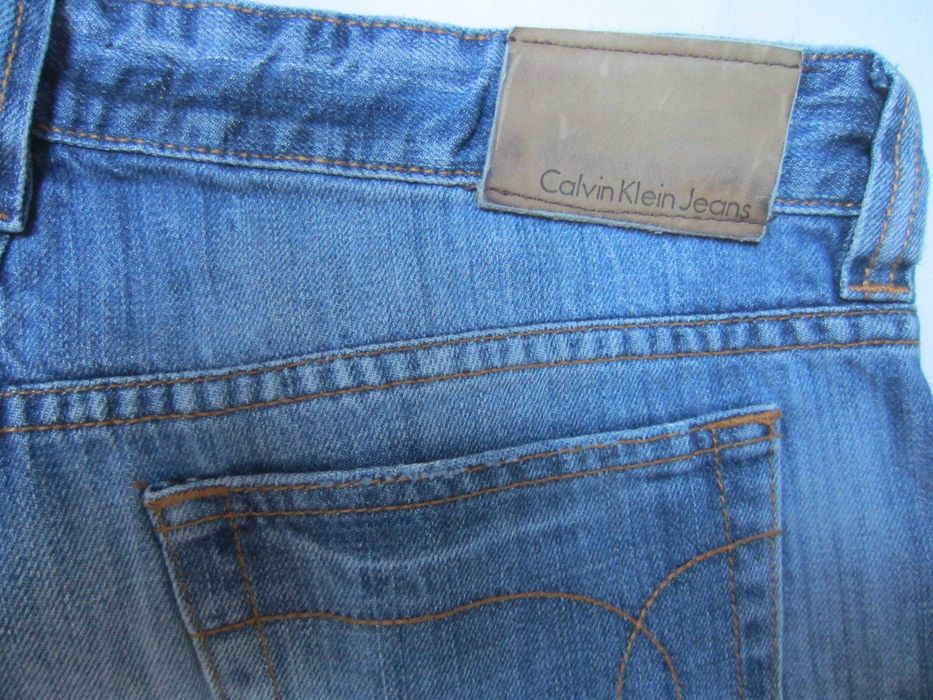 Blugi Calvin Klein, W34 L34,Talie=90cm,Lung=108cm,drepti, stare f.buna