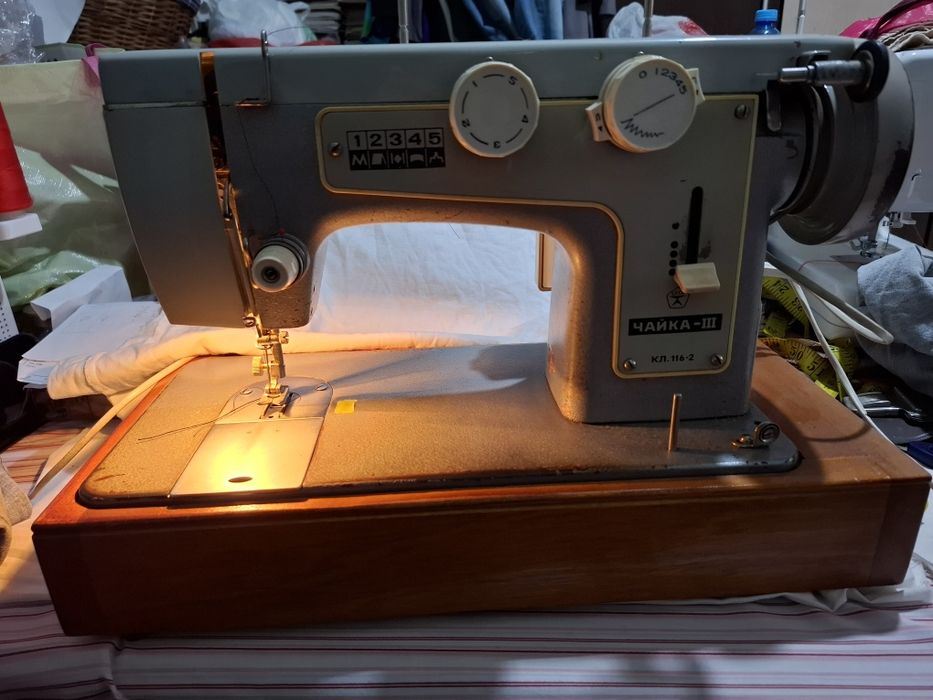 Mașină de cusut casnică