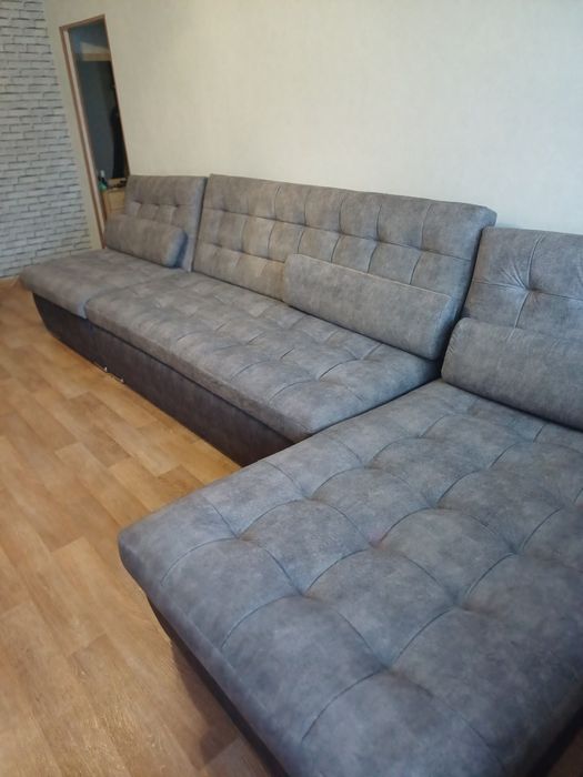 Диван в хорошем состоянии!