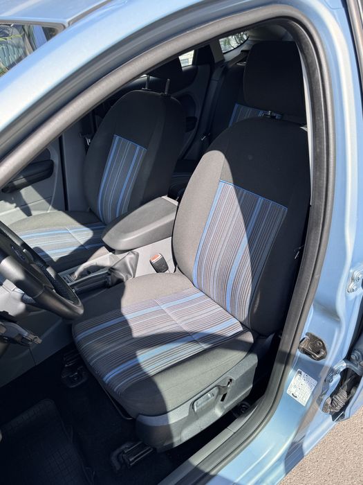 FORD Focus 2009 — imagine 5