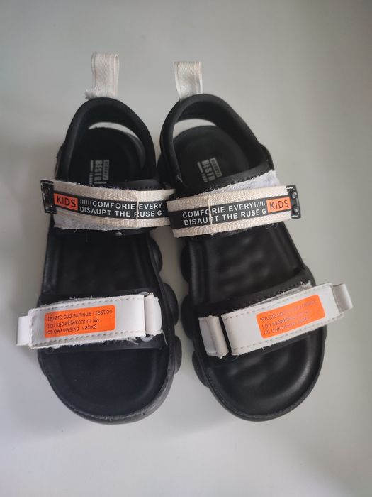 Сандали на мальчика