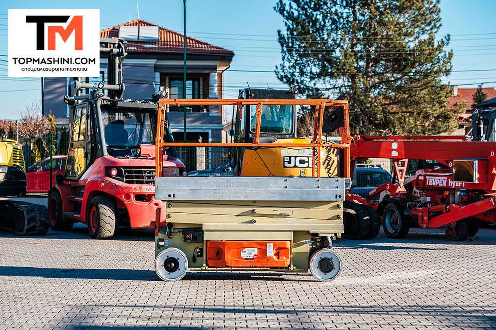 Ножична вишка JLG 2030 ES