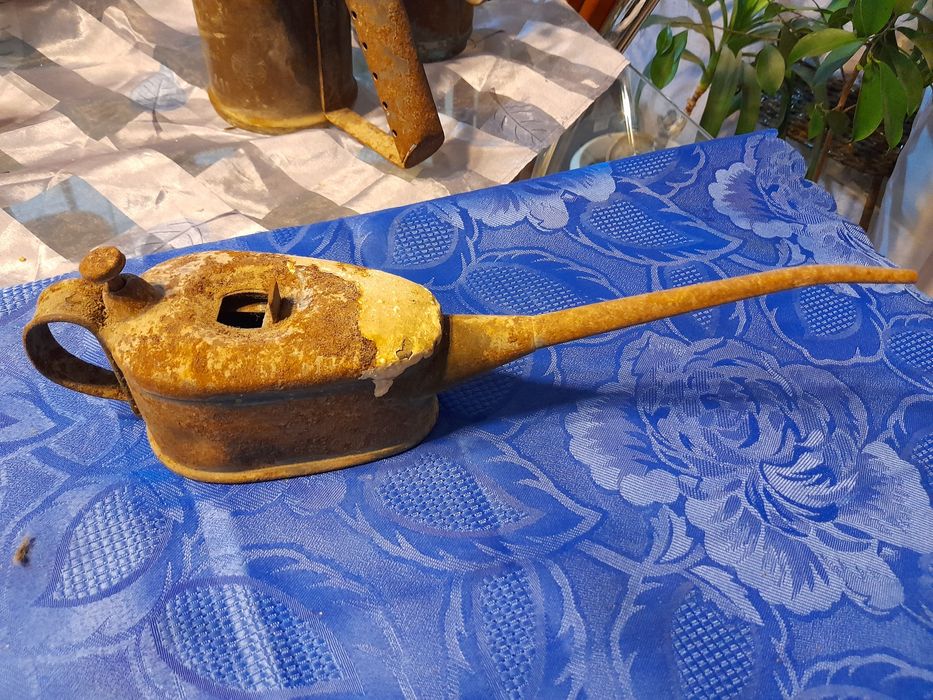 Стара Шведска бензинова горелка и масльонка