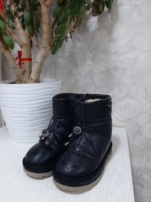 Зимние сапоги на замке