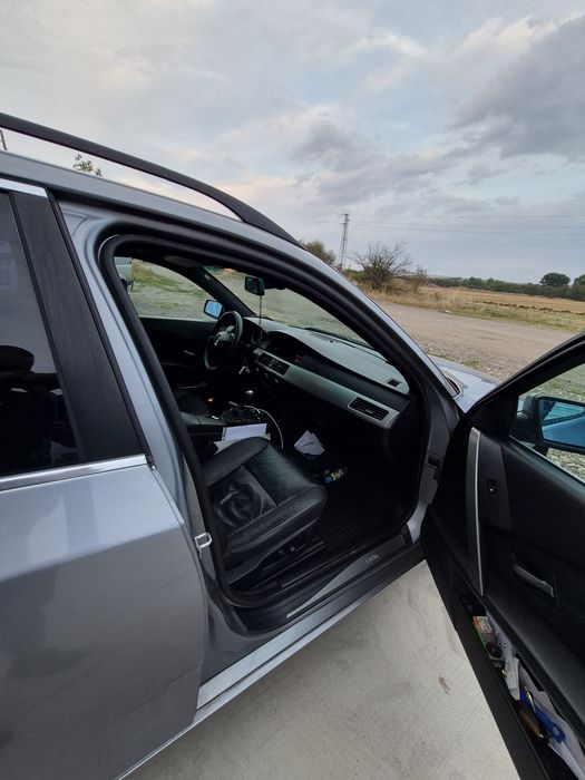 BMW E61 2004г. 525D