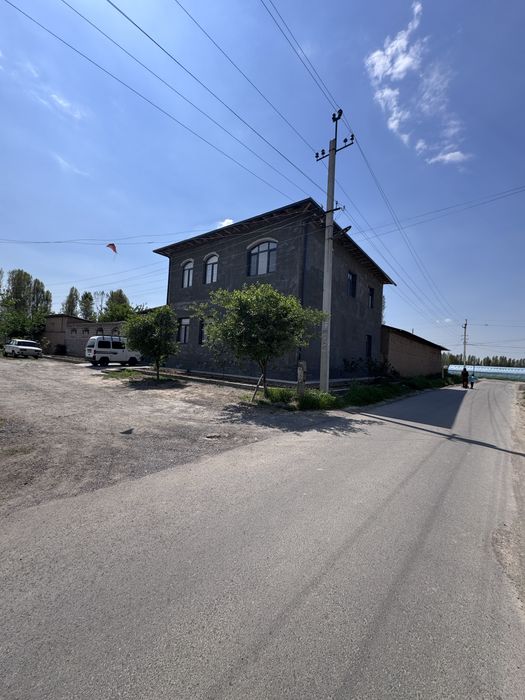 Тешик куприк 4 сот углавой 10 та хона сотилади