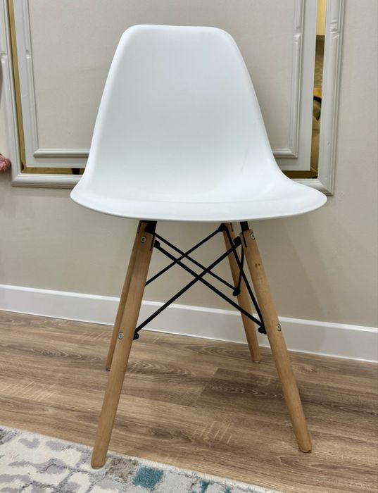 Кухонный стол и стуль 4шт