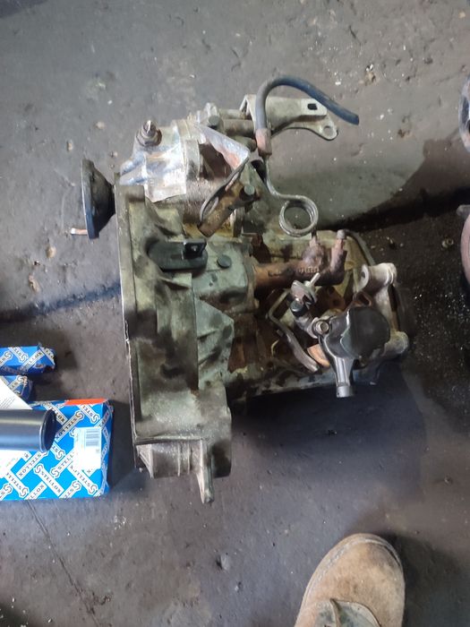 Продам коробка на пассат Б3 Б4