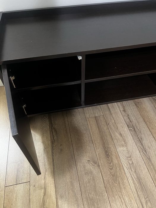Тумба под телевизор
