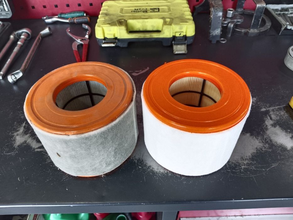 Замена моторного масла и фильтров на автомобиле AUDI A6