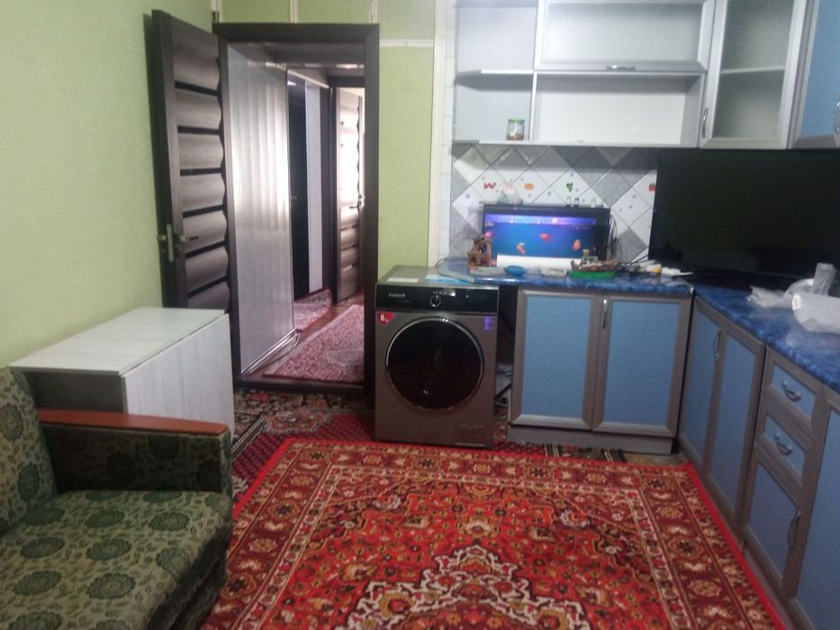 Сдаётся квартира ,в яшнабаде,(крестик) 4х комнатная