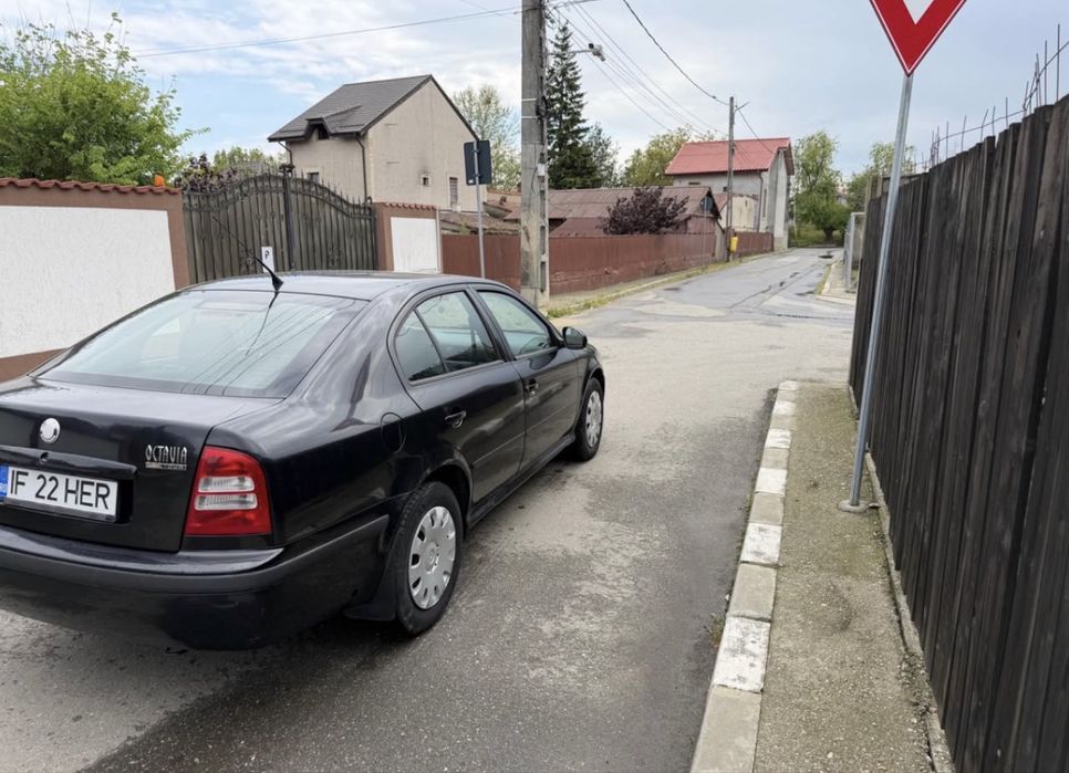 SKODA Octavia 2010 — imagine 3