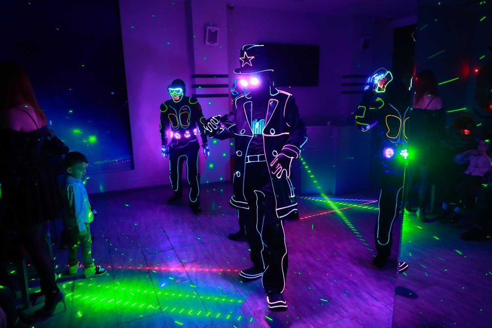 Профессиональное световое шоу для мероприятий в Ташкенте