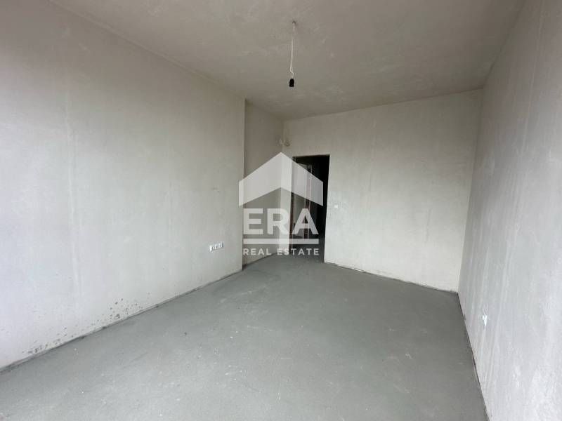 Продава се Двустаен апартамент в Варна, Левски - 69 кв.м за 2174 €/кв.м - Снимка #6