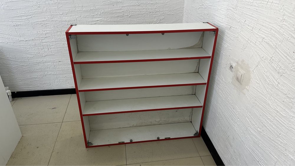 Продам оборудование в магазин