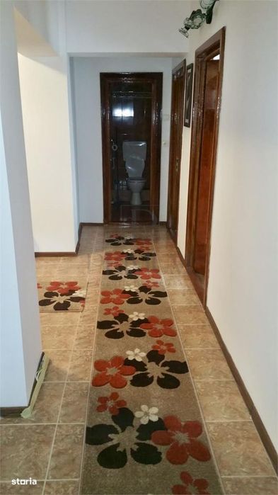 Apartament 3 camere Complexul Studentesc 95 mp Spatios