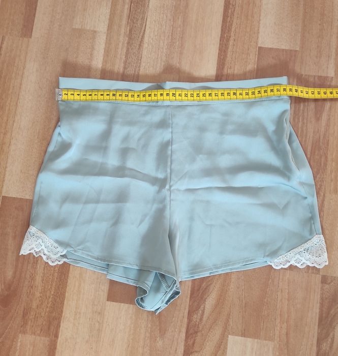 Pijama Primark material satinat