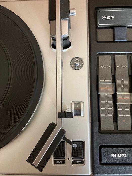 PHILIPS 22GF827/04  Грамофон  с усилвател и тонколона  VINTAGE