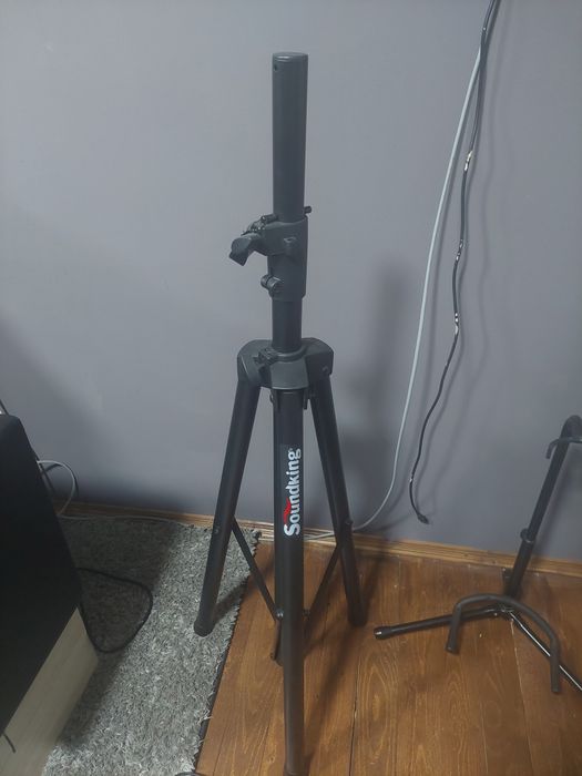 Soundking стойка и калъф