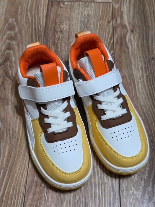 Adidași / Sneakers copii mărimea 34 - stare excelentă, noi