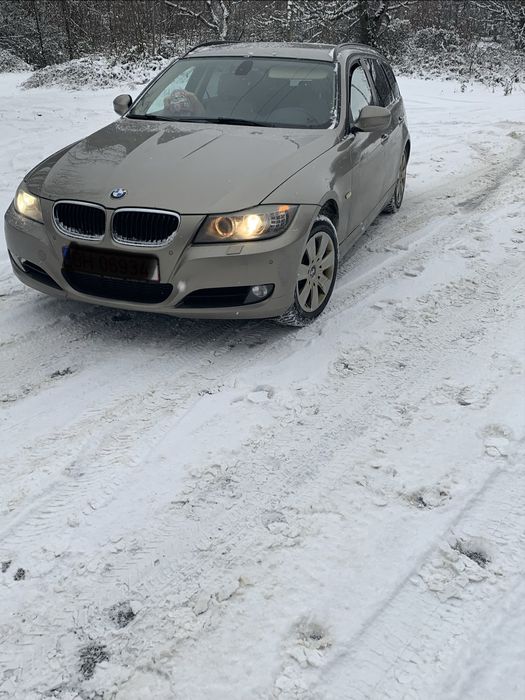 Vând bmw seria 3 model  e91