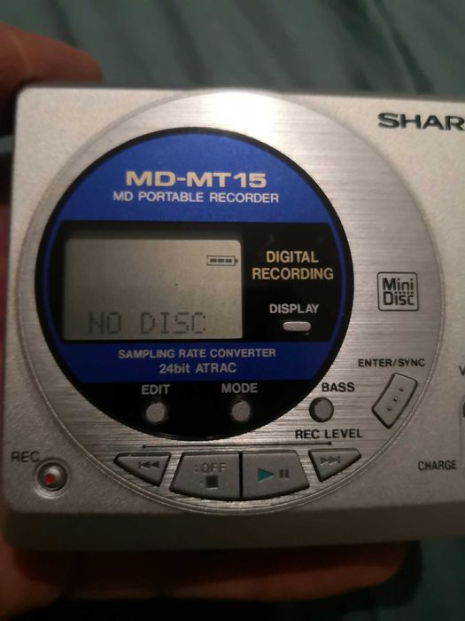 Sharp MD-MT 15 Portable Minidisc Recorder/Player
