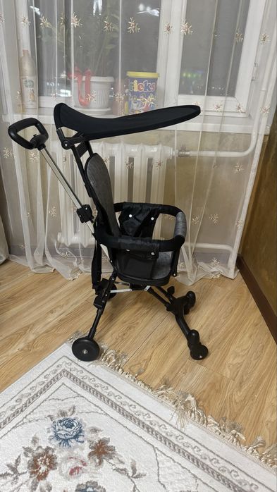 Продам прогулочную коляску новую