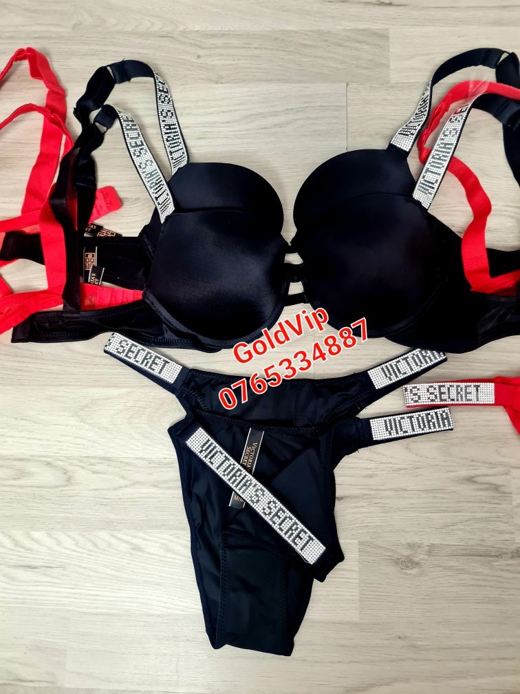 Set Lenjerie intima sutien Victoria's secret si chilot Bucuresti