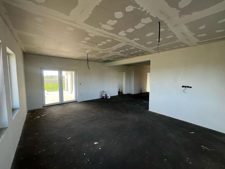 Casa de vanzare zona Odoreu Martinesti Jud Satu Mare -