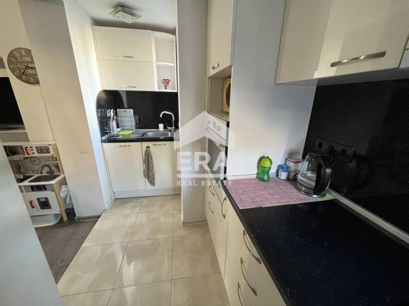 Дава се под наем Тристаен апартамент в Варна, Възраждане 1 - 85 кв.м за 460 € - Снимка #2