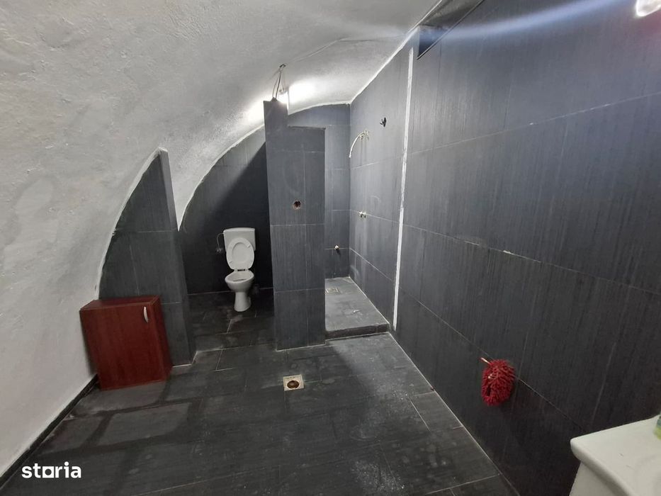 Inchiriez spatiu comercial 600 mp zona Aradul Nou ID: 45202