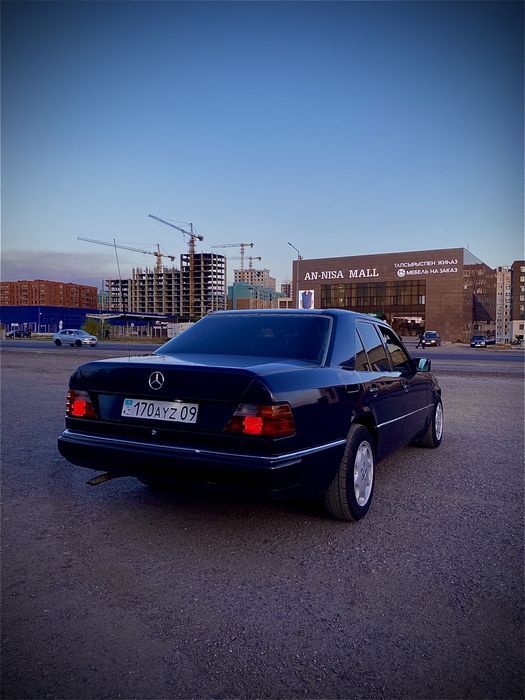 Продаю Mersedes e230