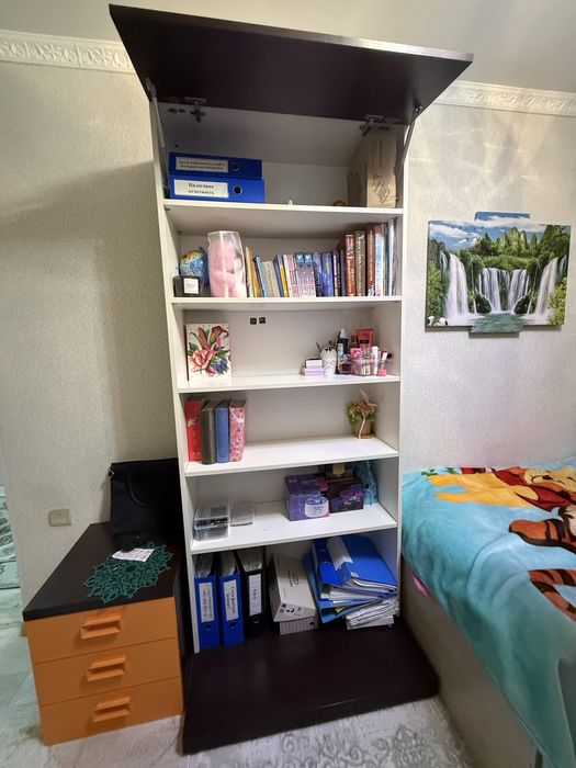 продам шкаф для книг