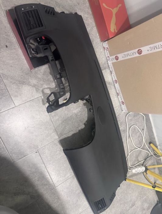 Арматурно табло за Тойота Авенсис Т27 2011г.