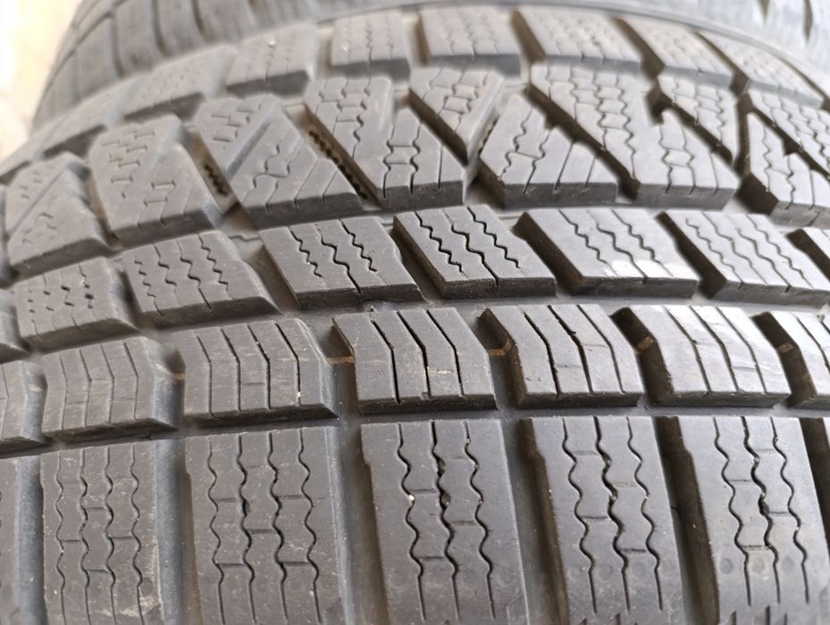 Зимни гуми Kumho 215/55/18