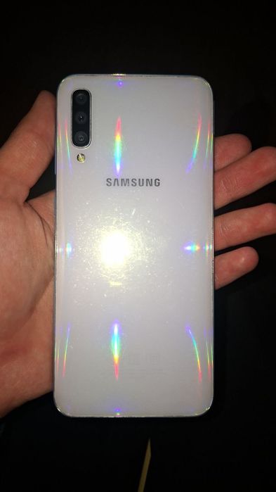Samsung A50 64GB White