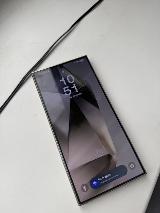 Продам Samsung S24 Ultra