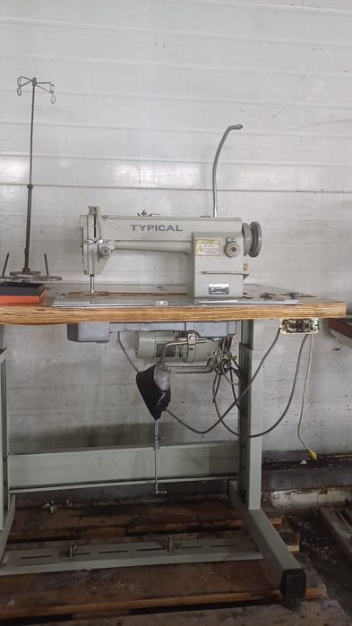 Продам промышленную швейную машинку Typical GC6-18H