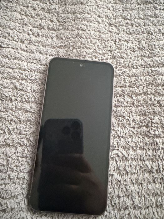 Samsung s23 fe в хорошем состоянии