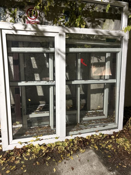 Vand geam termopan cu   2 geamuri deschizilbile 180x180