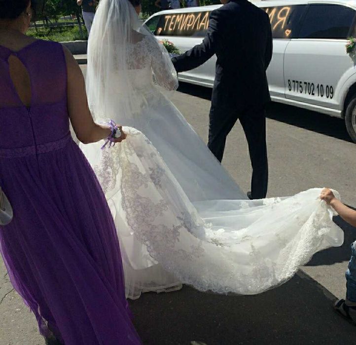 Свадебное платье