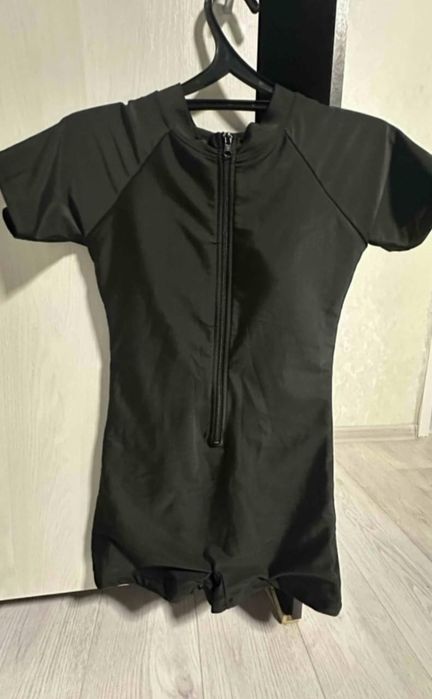 Купальник слитный