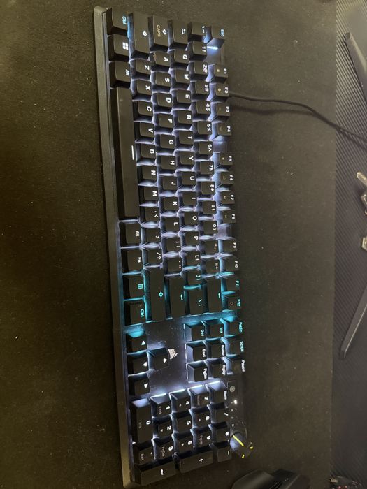 Setup Gaming i9-11900f RTX 3060TI 16gb RAM ssd500 gb + birou, scaun si periferice