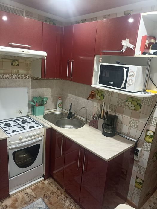 Продам кухонный гарнитур