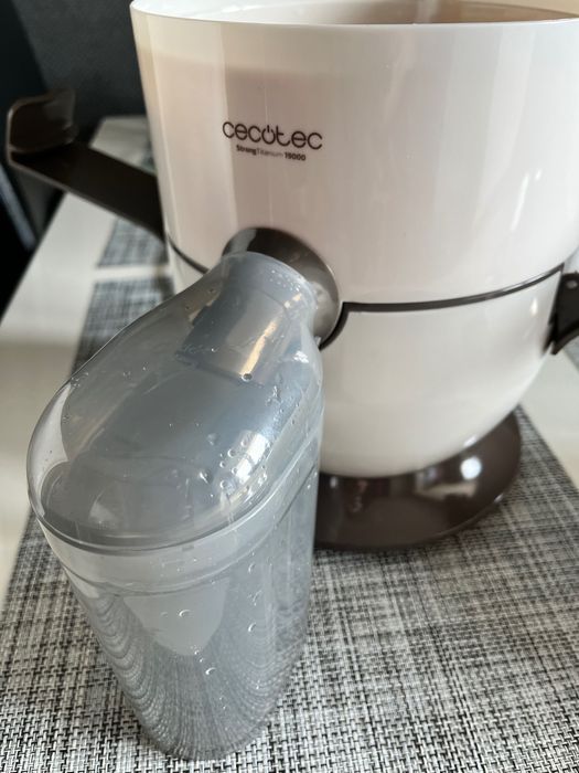 Сокоизтисквачка Cecotec strong titanium