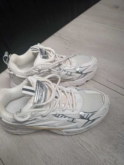 Off-White Be Right Back мъжки маратонки