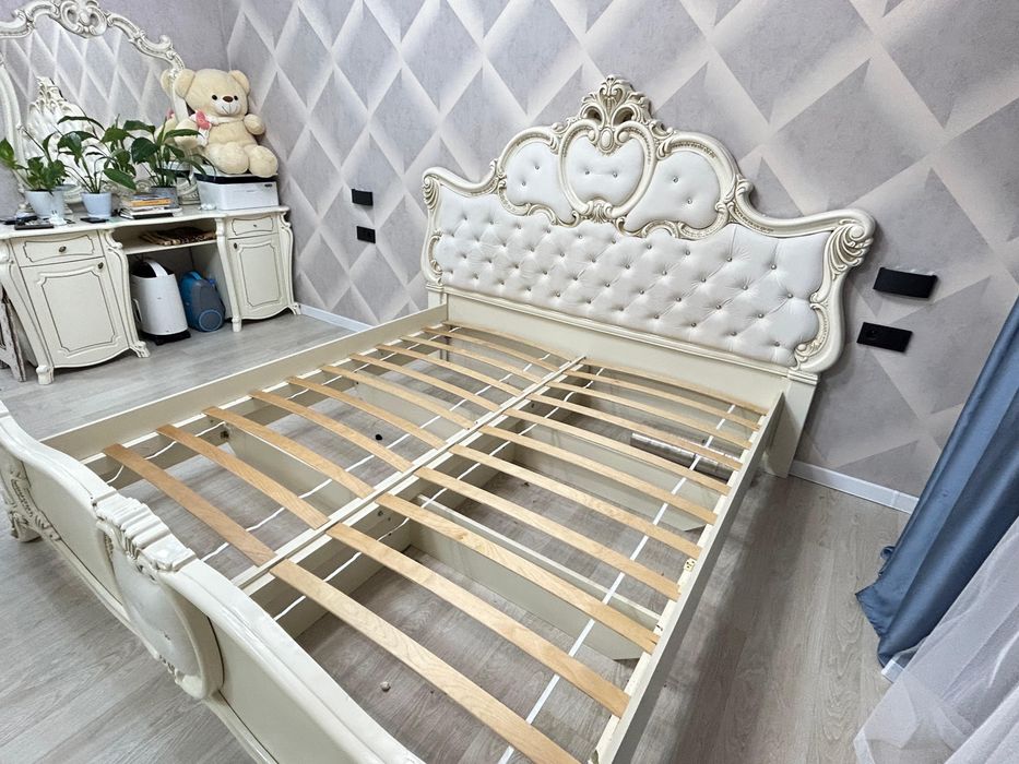 Спальный гарнитур Лорена 6 дверная