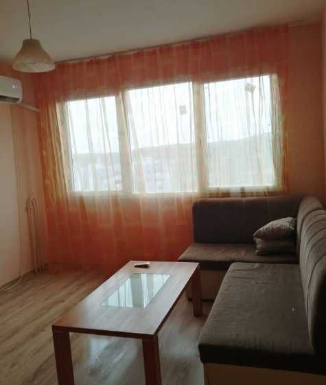 Дава се под наем Двустаен апартамент в Бургас, Меден рудник - зона А - 65 кв.м за 150 € - Снимка #2