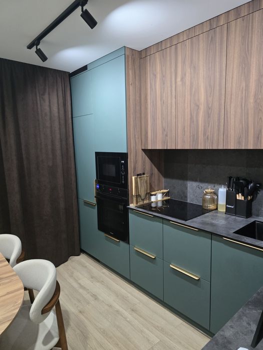 Сдам 3х комн кв посуточно